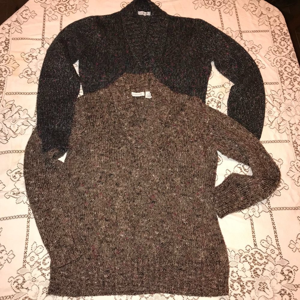 Bundle of 2 Liz Claiborne Long Sleeve Sweaters